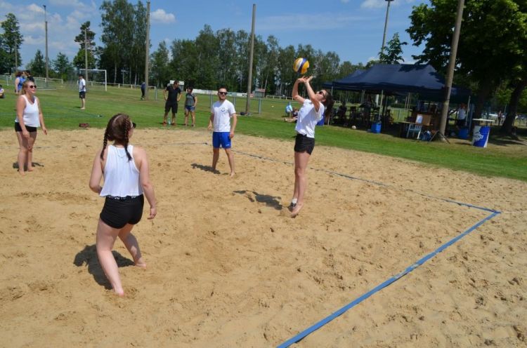 Volleyball_16